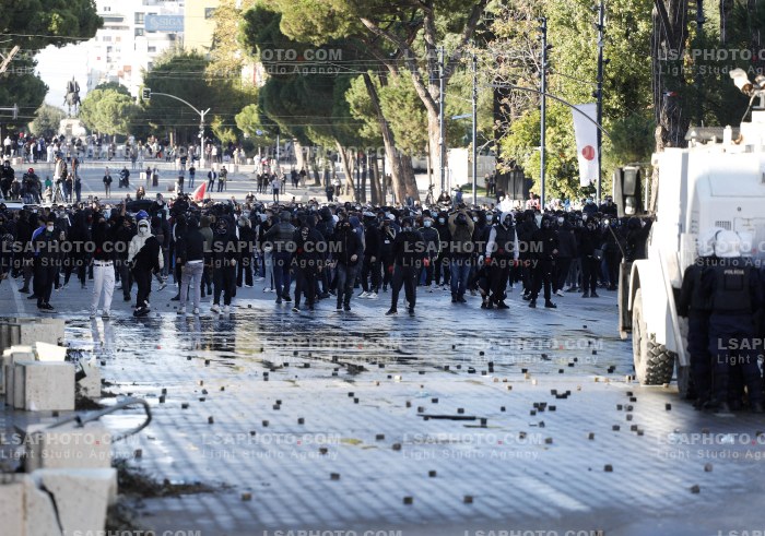 Dita e Katert e Protestes se Thirrur nga Studentet ne Tirane