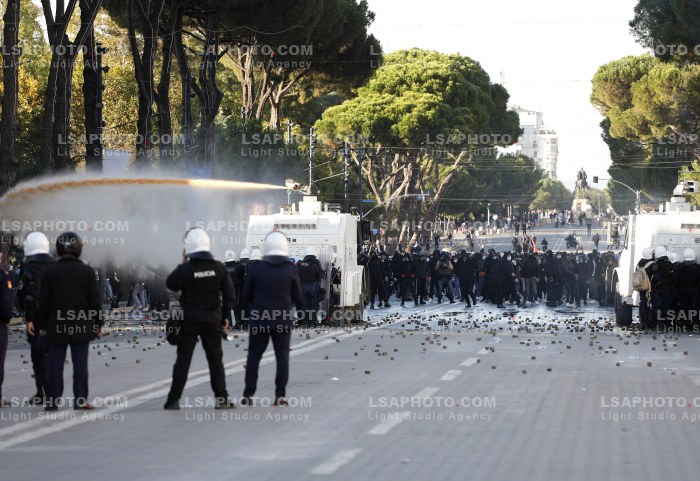 Dita e Katert e Protestes se Thirrur nga Studentet ne Tirane