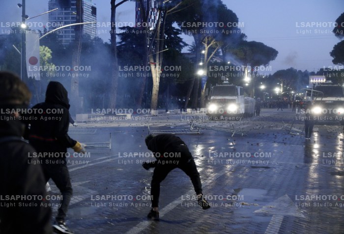 Dita e Katert e Protestes se Thirrur nga Studentet ne Tirane