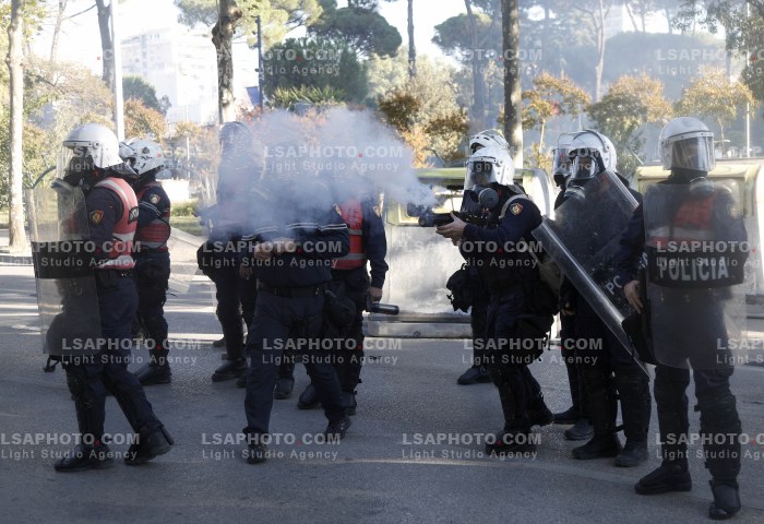 Dita e Peste e Protestes se Thirrur nga Studentet ne Tirane