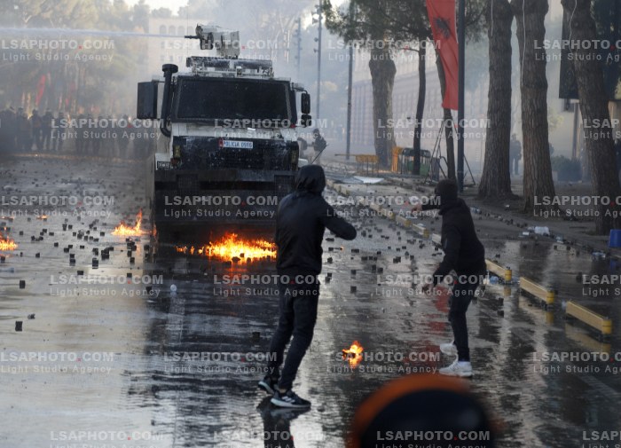 Dita e Peste e Protestes se Thirrur nga Studentet ne Tirane