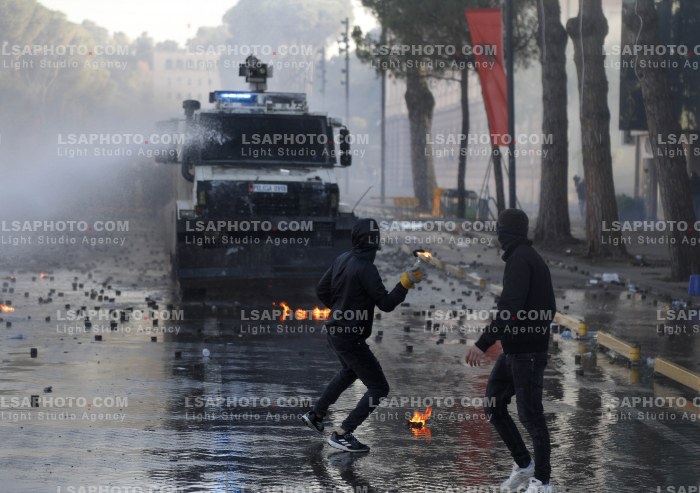Dita e Peste e Protestes se Thirrur nga Studentet ne Tirane