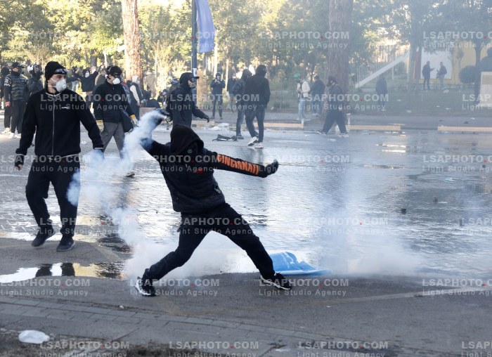 Dita e Peste e Protestes se Thirrur nga Studentet ne Tirane