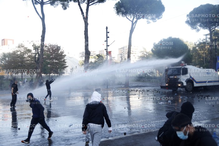 Dita e Peste e Protestes se Thirrur nga Studentet ne Tirane