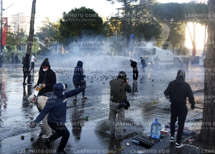 Dita e Peste e Protestes se Thirrur nga Studentet ne Tirane