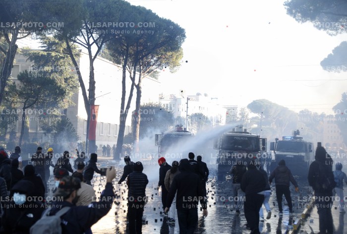 Dita e Peste e Protestes se Thirrur nga Studentet ne Tirane