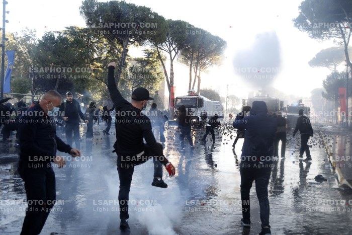 Dita e Peste e Protestes se Thirrur nga Studentet ne Tirane