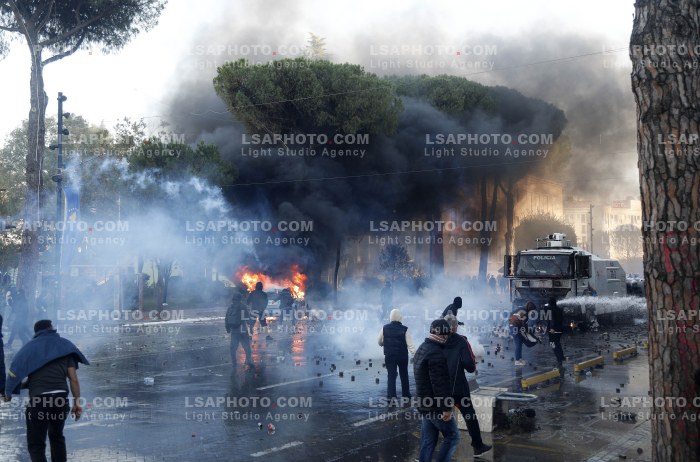 Dita e Peste e Protestes se Thirrur nga Studentet ne Tirane