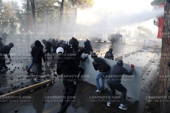 Dita e Peste e Protestes se Thirrur nga Studentet ne Tirane