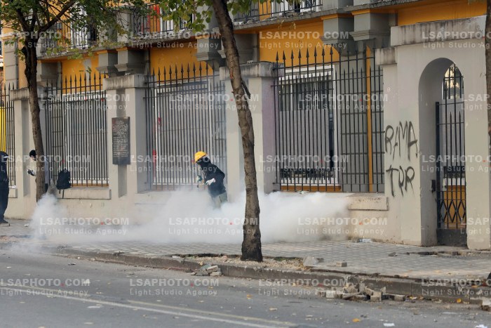 Dita e Gjashte e Protestes se Thirrur nga Studentet ne Tirane