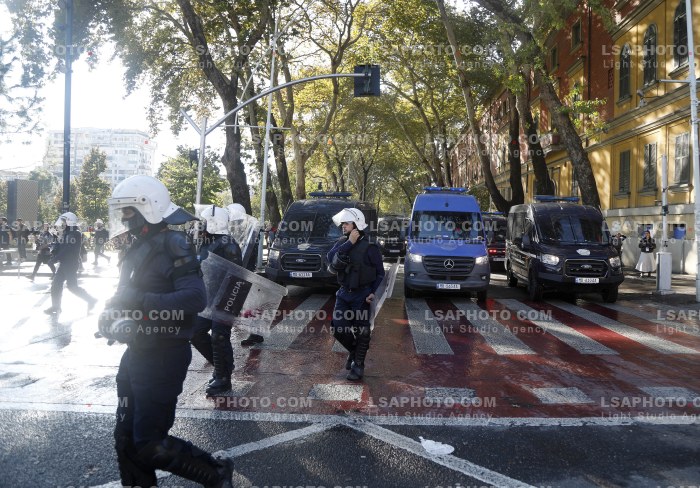 Dita e Shtate e Protestes se Thirrur nga Studentet ne Tirane