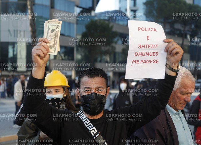 Dita e Shtate e Protestes se Thirrur nga Studentet ne Tirane