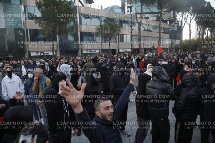 Dita e Shtate e Protestes se Thirrur nga Studentet ne Tirane