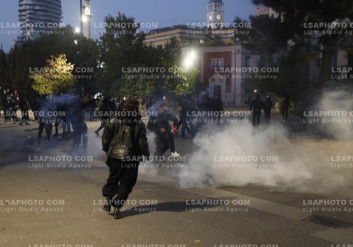 Dita e Shtate e Protestes se Thirrur nga Studentet ne Tirane