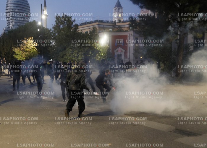 Dita e Shtate e Protestes se Thirrur nga Studentet ne Tirane
