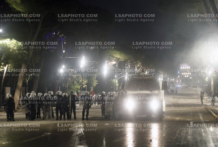 Dita e Shtate e Protestes se Thirrur nga Studentet ne Tirane