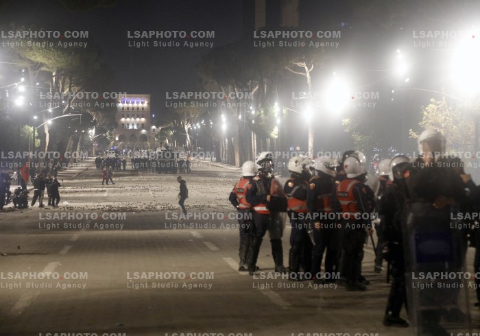 Dita e Shtate e Protestes se Thirrur nga Studentet ne Tirane