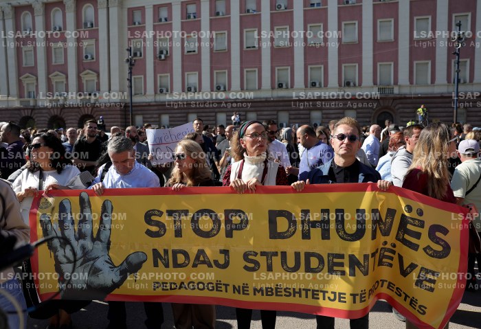 Dita e Tete e Protestes se Thirrur nga Studentet ne Tirane