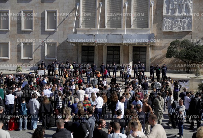 Dita e Tete e Protestes se Thirrur nga Studentet ne Tirane