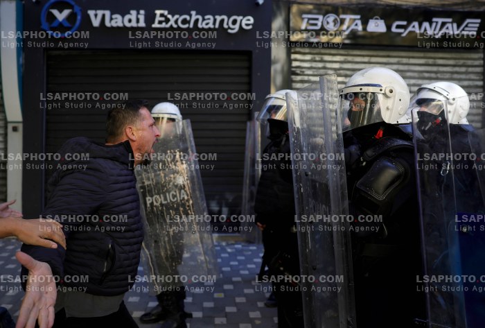 Dita e Tete e Protestes se Thirrur nga Studentet ne Tirane