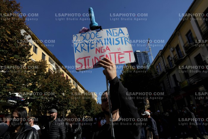 Dita e Tete e Protestes se Thirrur nga Studentet ne Tirane