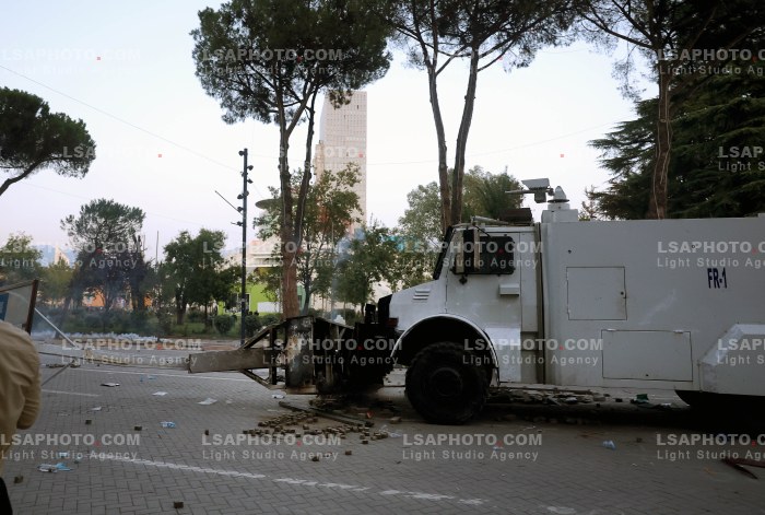 Dita e Tete e Protestes se Thirrur nga Studentet ne Tirane