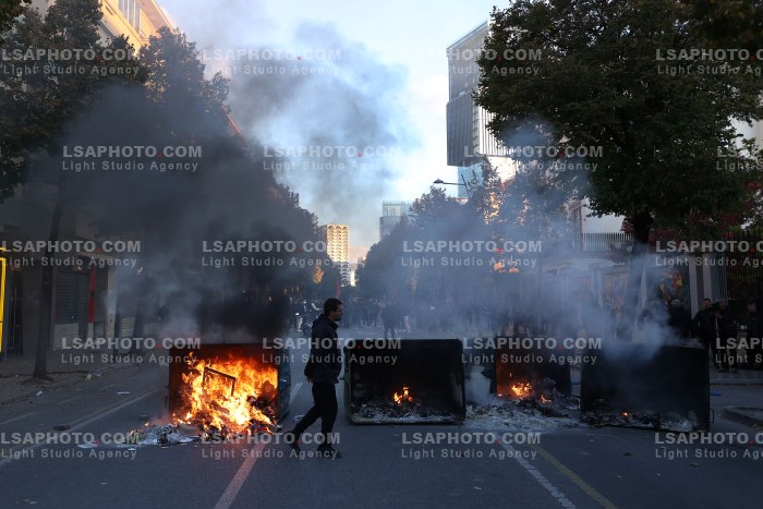 Protesta e Thirrur nga Studentet tek Ministria e Arsimit